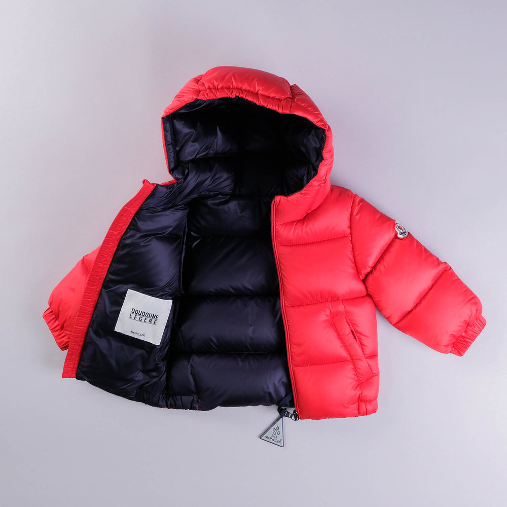 
                  
                    MONCLER 1A0002853048 45E
                  
                