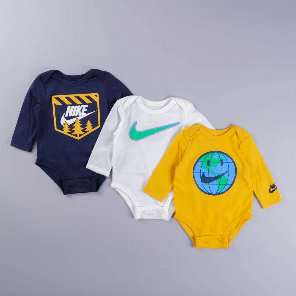 
                  
                    NIKE 56J848U90
                  
                