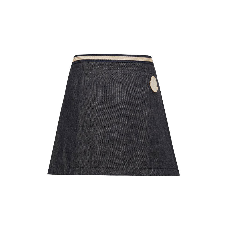 
                  
                    MONCLER 2D00001598DA 77A
                  
                